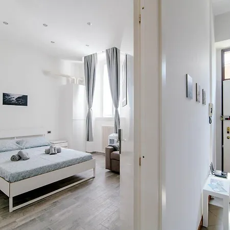 Downtown 3*