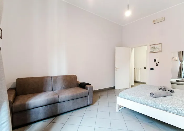 Downtown 3*